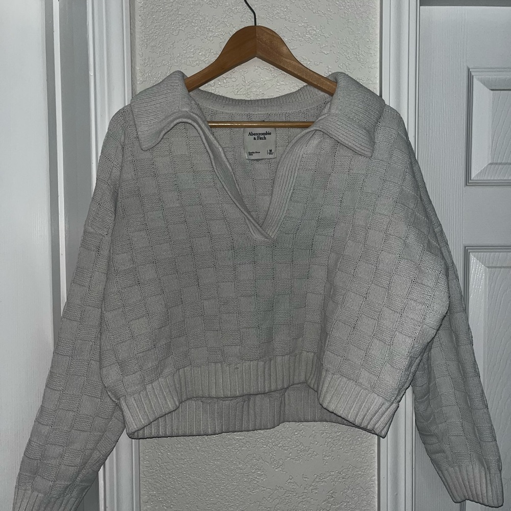 Off-White Abercrombie and Fitch Collared Women Cropped Pullover Knit Sweater